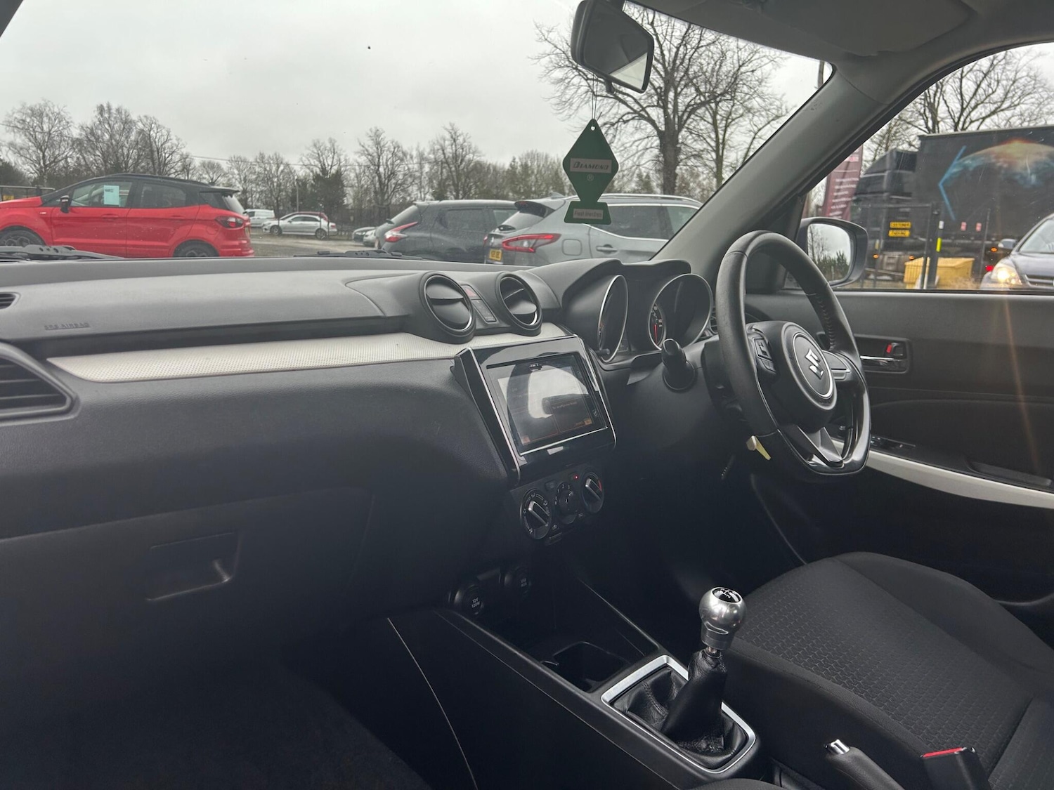 Used Suzuki Swift 2018 for sale - 77549908: Photo 24