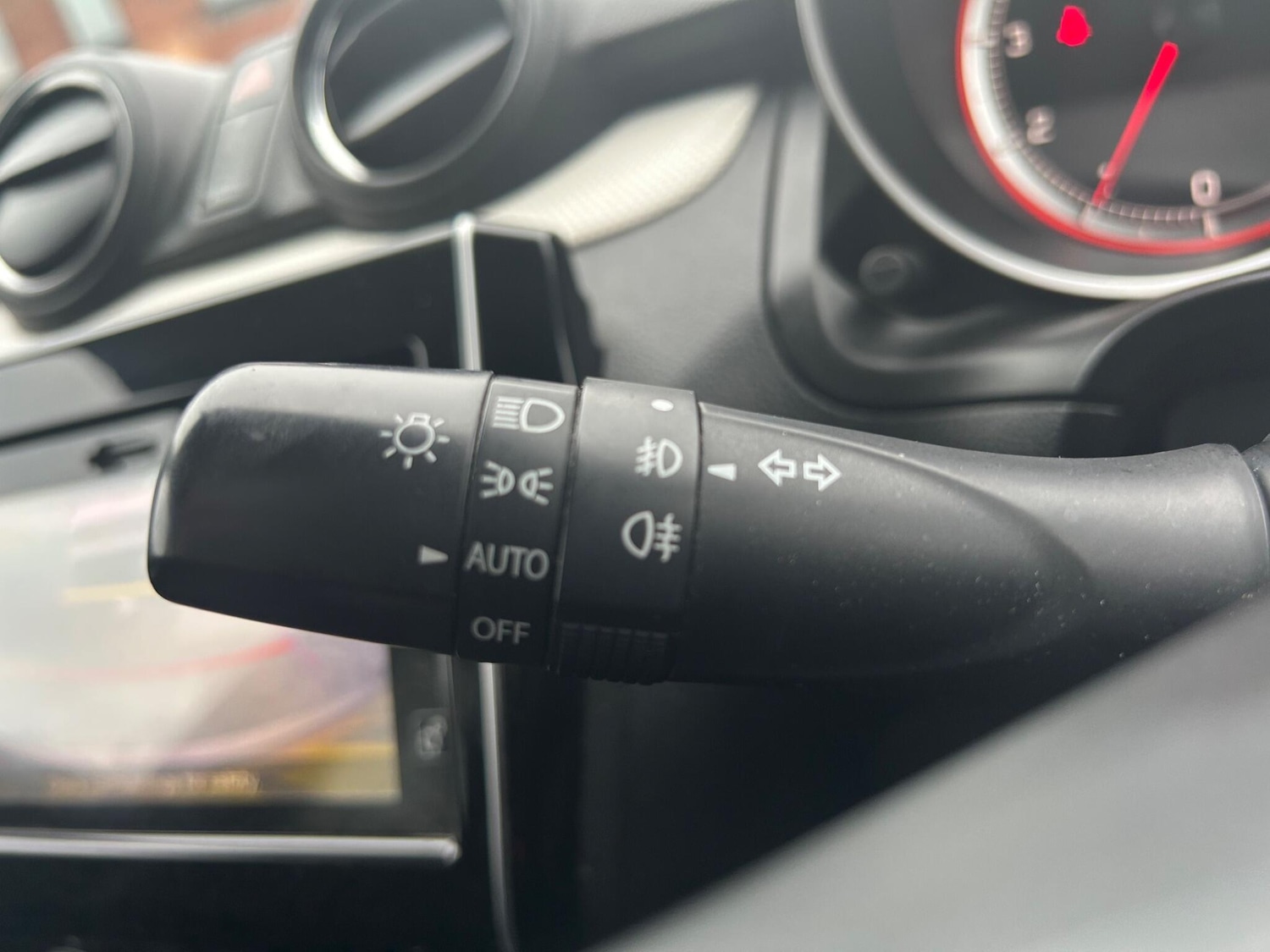 Used Suzuki Swift 2018 for sale - 77549908: Photo 26