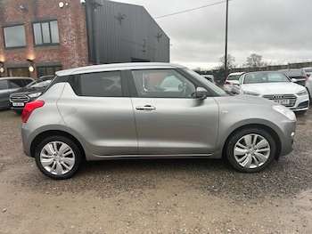 Used Suzuki Swift 2018 for sale - 77549908: Photo