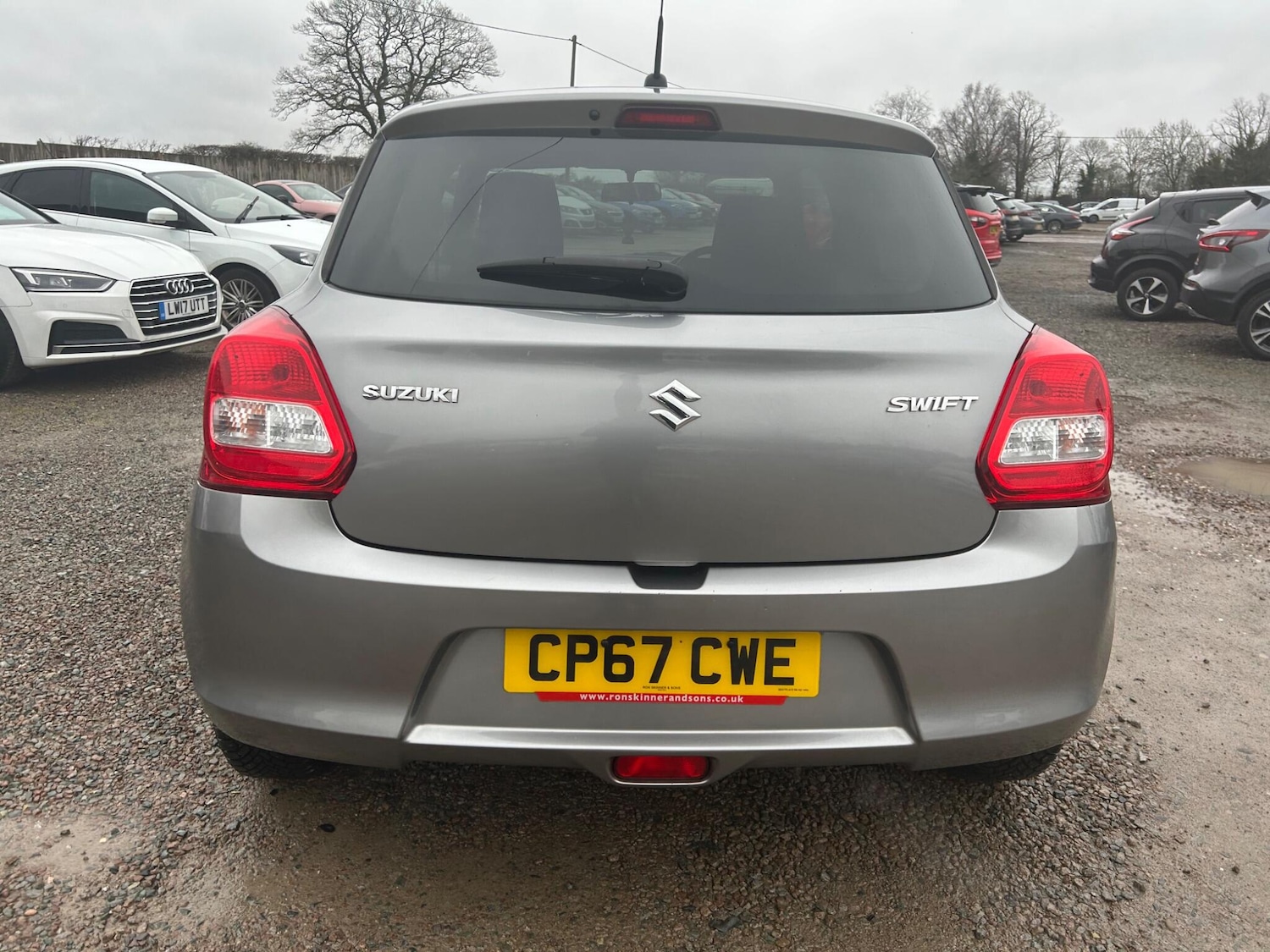 Used Suzuki Swift 2018 for sale - 77549908: Photo 7