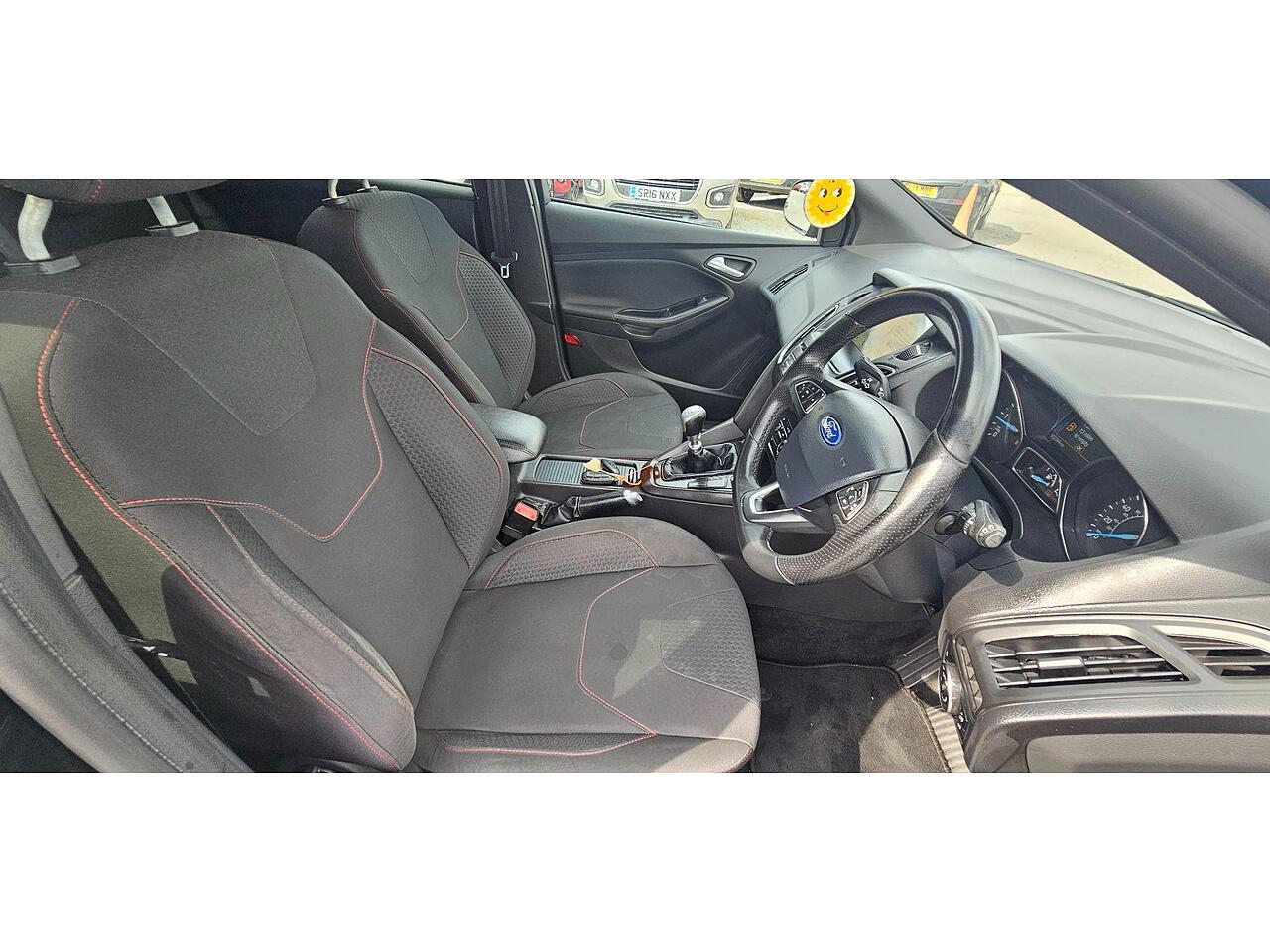 Used Ford Focus for sale - 77440511: Photo 16