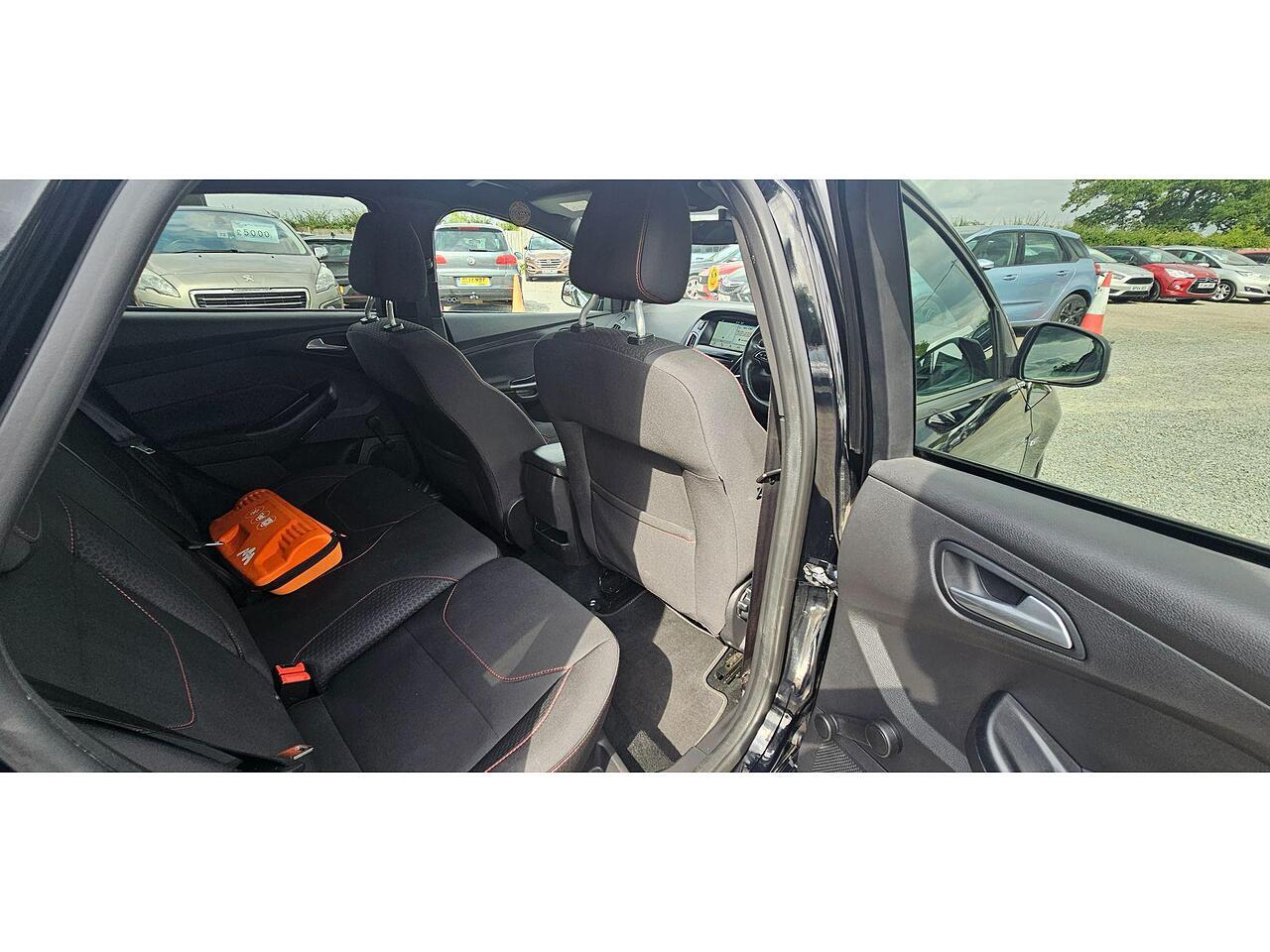 Used Ford Focus for sale - 77440511: Photo 18