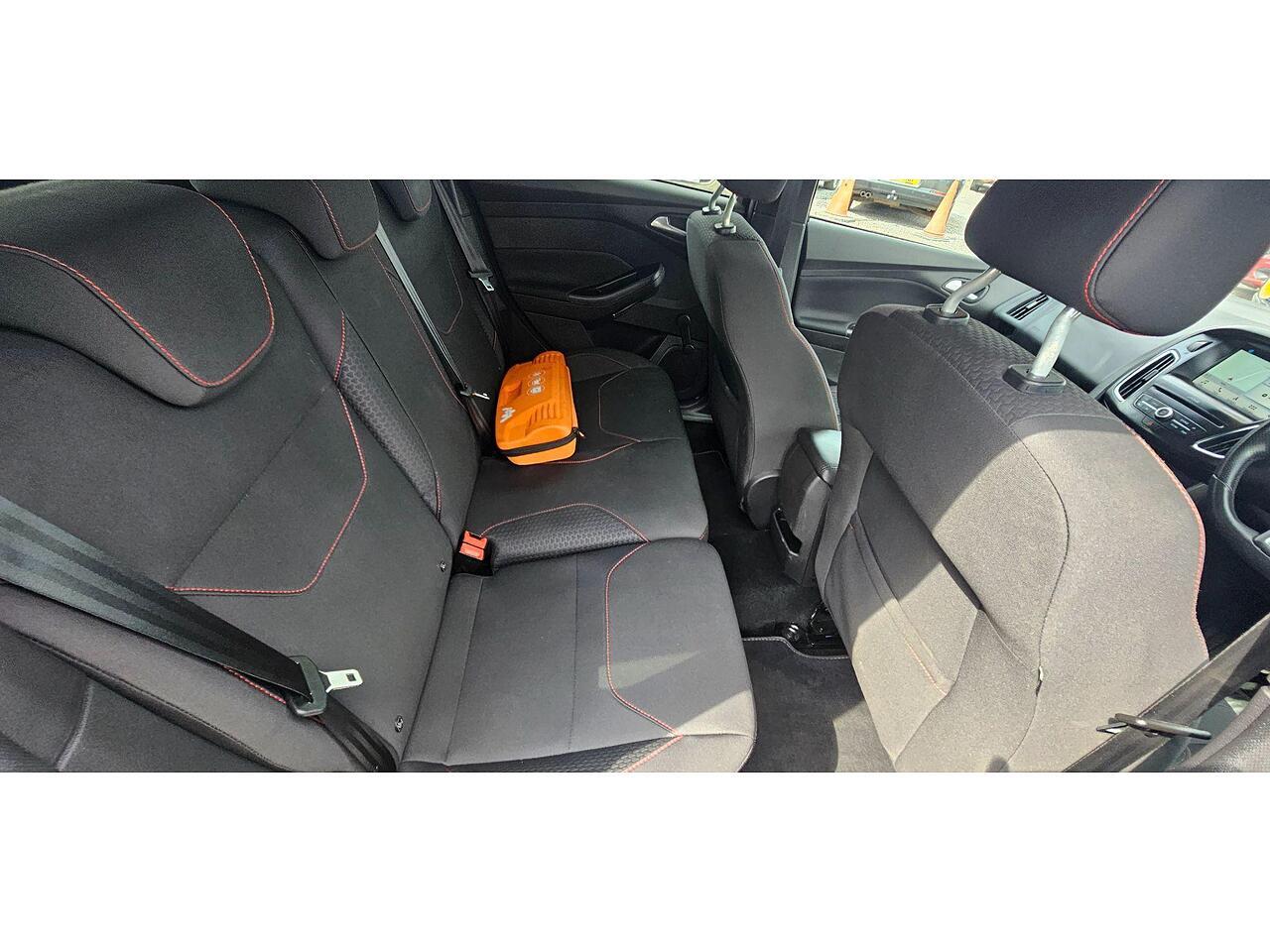 Used Ford Focus for sale - 77440511: Photo 19