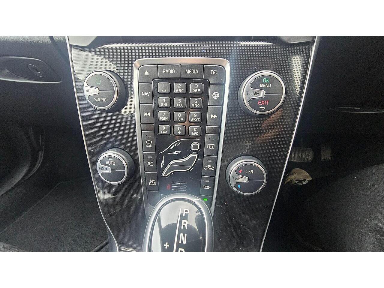 Used Volvo V40 2019 for sale - 76561311: Photo 27