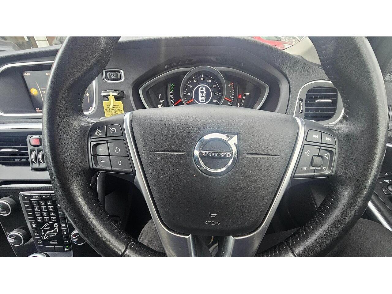 Used Volvo V40 2019 for sale - 76561311: Photo 30