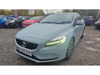 Used Volvo V40 2019 for sale - 76561311: Photo