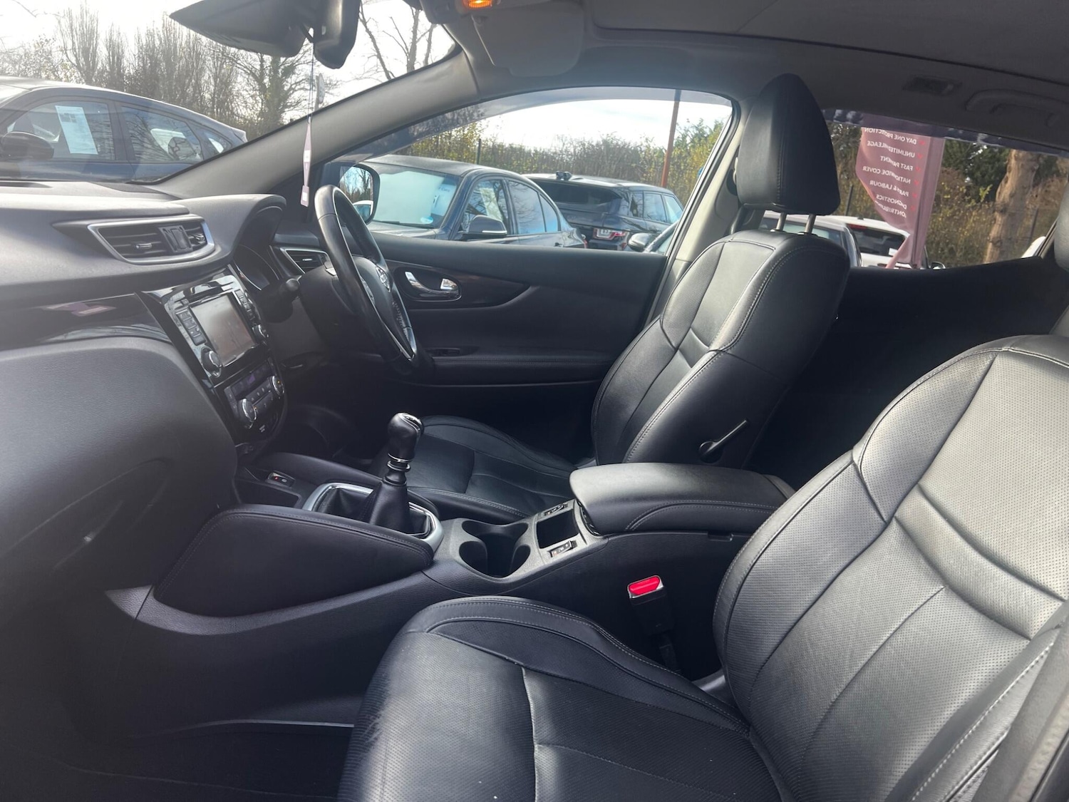 Used Nissan Qashqai for sale - 76727939: Photo 28