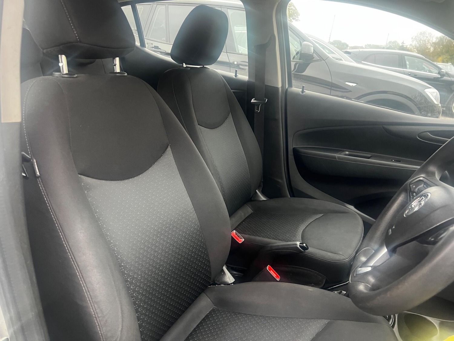 Used Vauxhall Viva 2016 for sale - 76486735: Photo 16