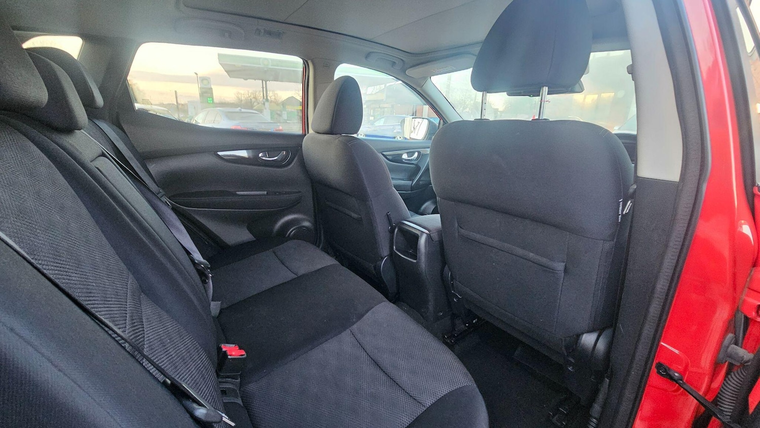 Used Nissan Qashqai 2015 for sale - 77440624: Photo 13