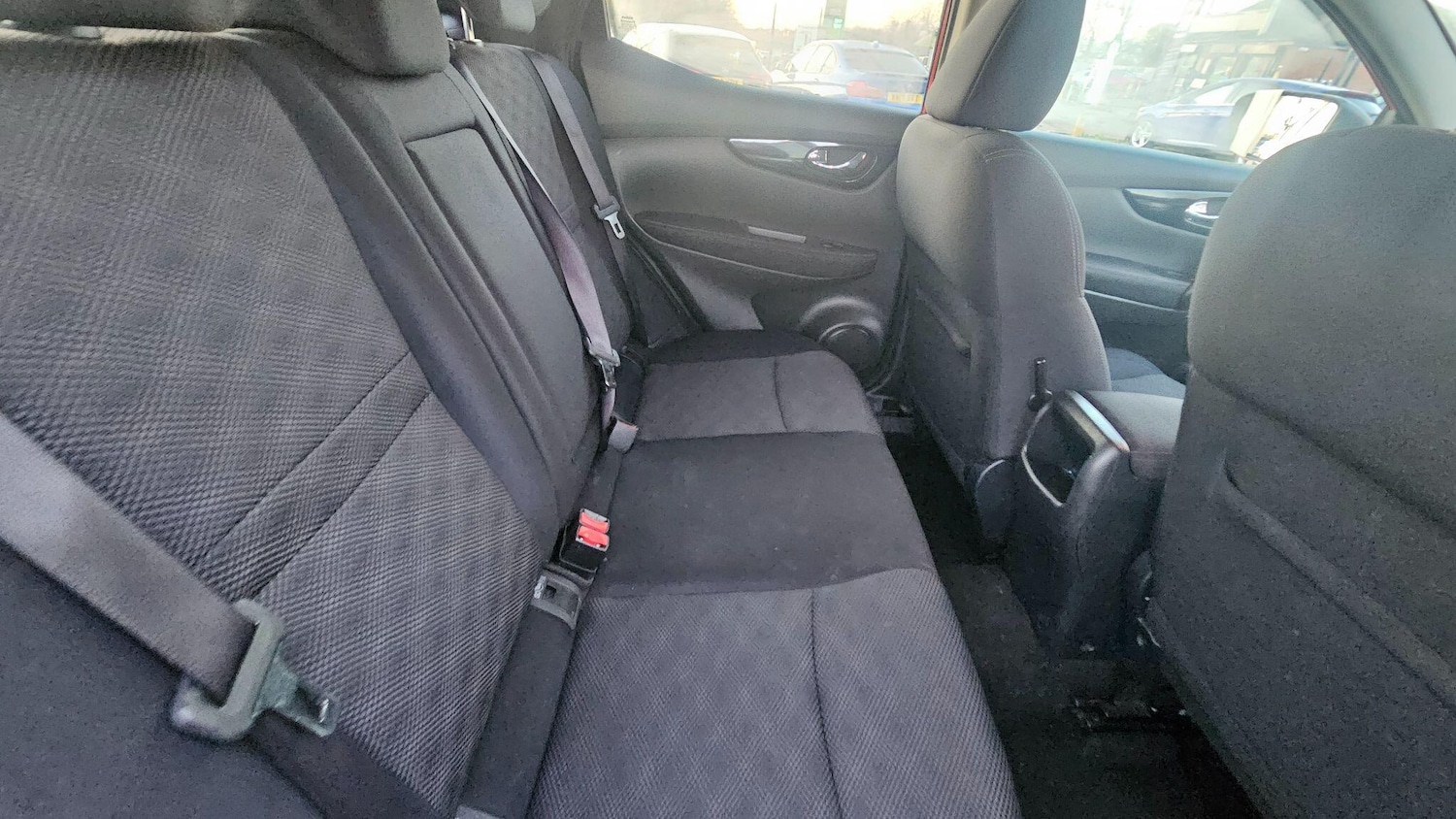 Used Nissan Qashqai 2015 for sale - 77440624: Photo 14