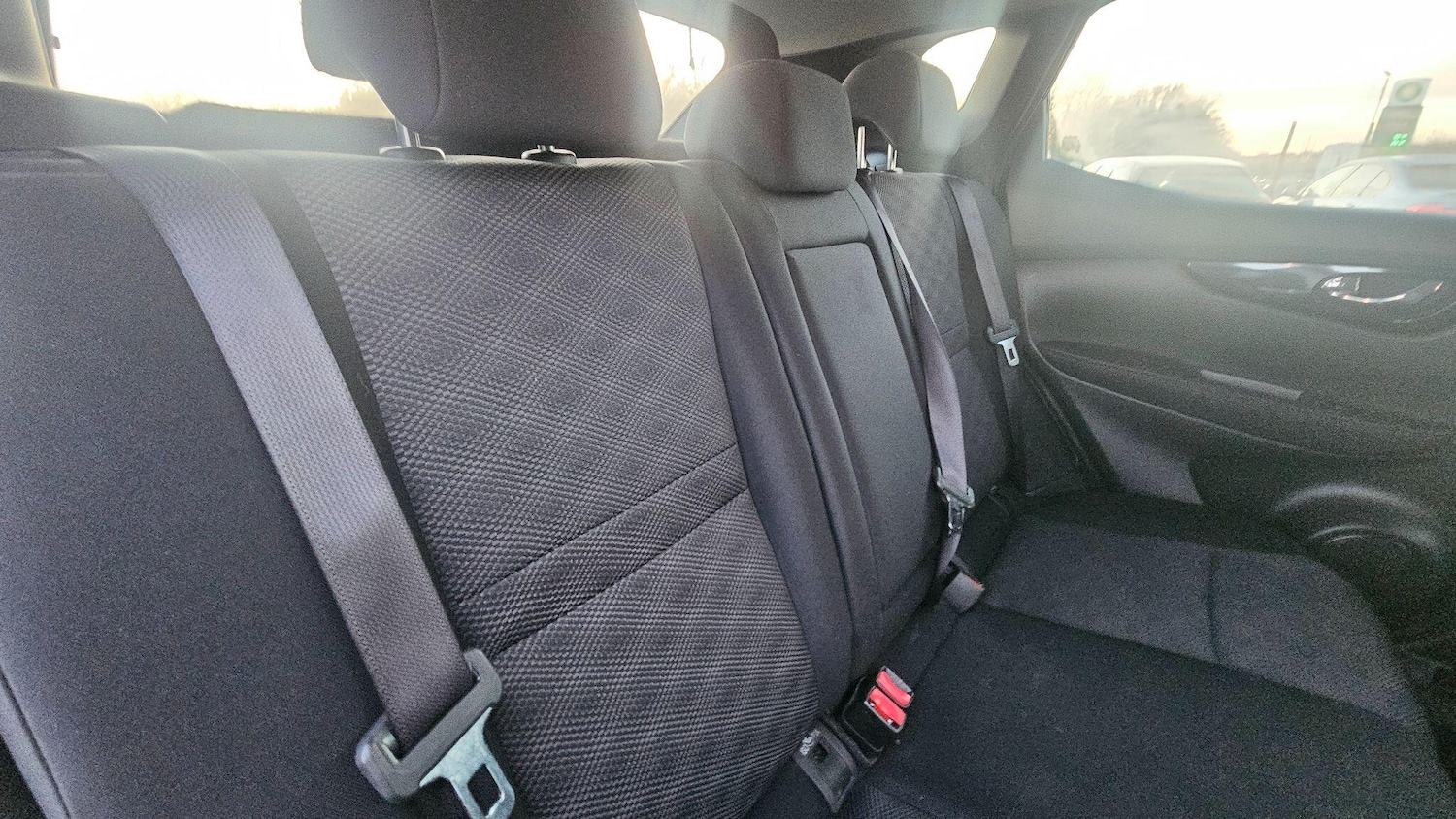 Used Nissan Qashqai 2015 for sale - 77440624: Photo 15