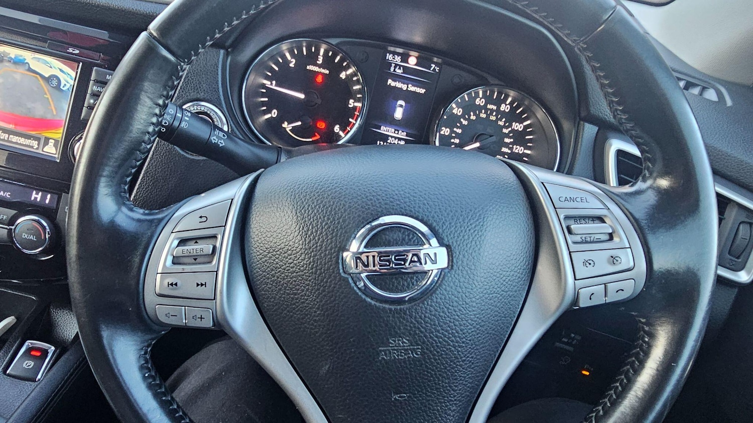 Used Nissan Qashqai 2015 for sale - 77440624: Photo 27