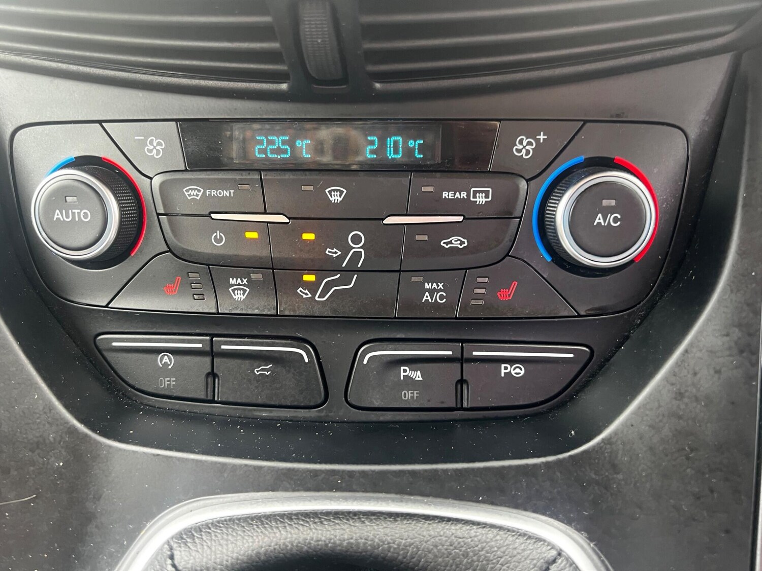 Used Ford Kuga 2018 for sale - 76486757: Photo 32