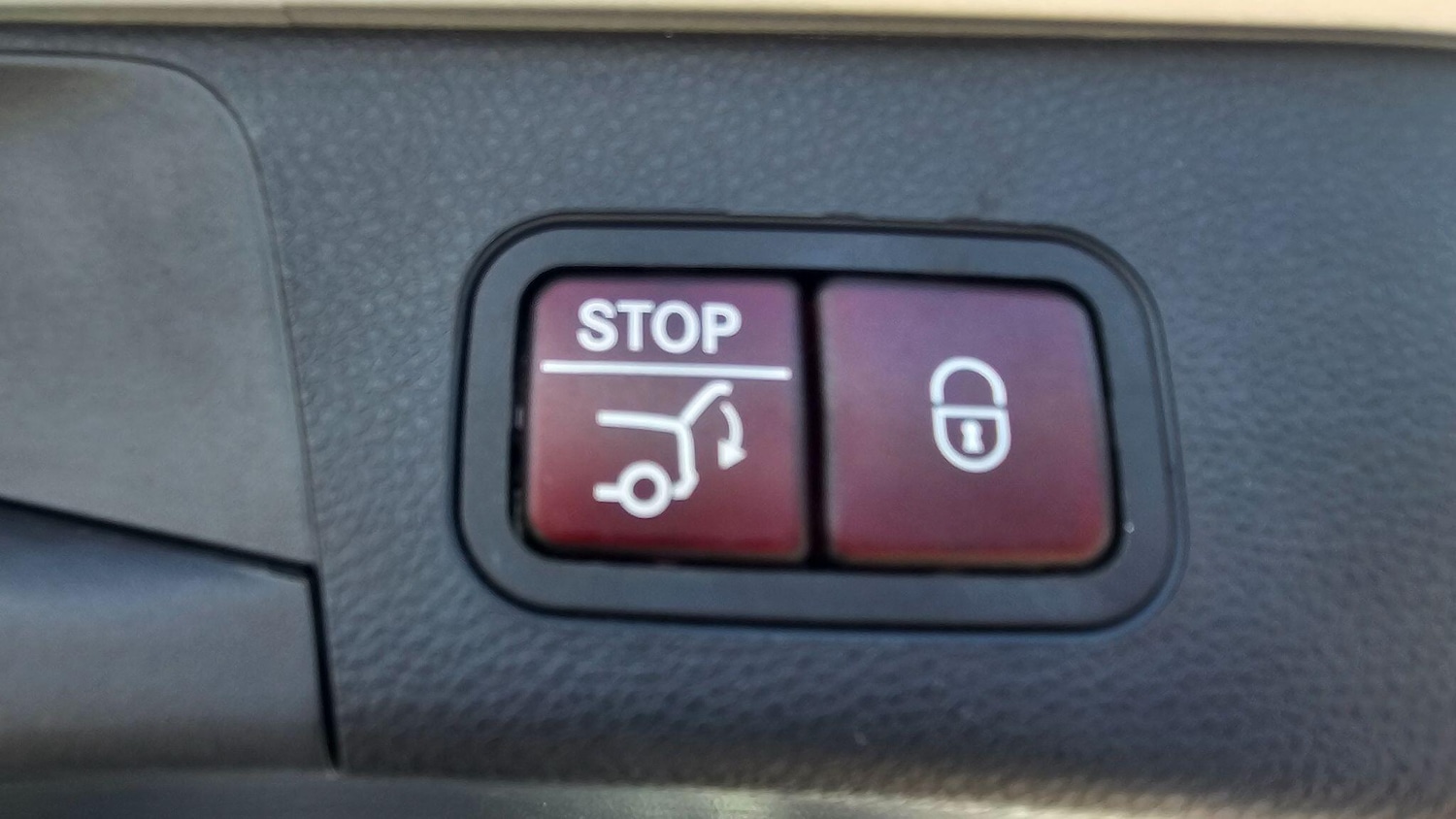 Used Mercedes-Benz C Class 2018 for sale - 76486736: Photo 18