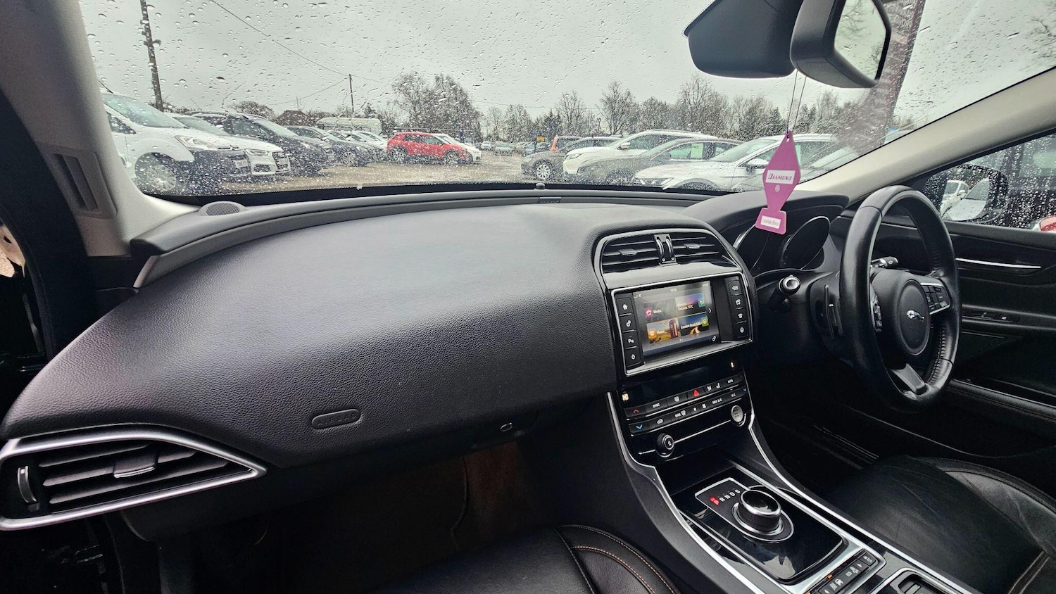 Used Jaguar XE 2017 for sale - 76926450: Photo 22