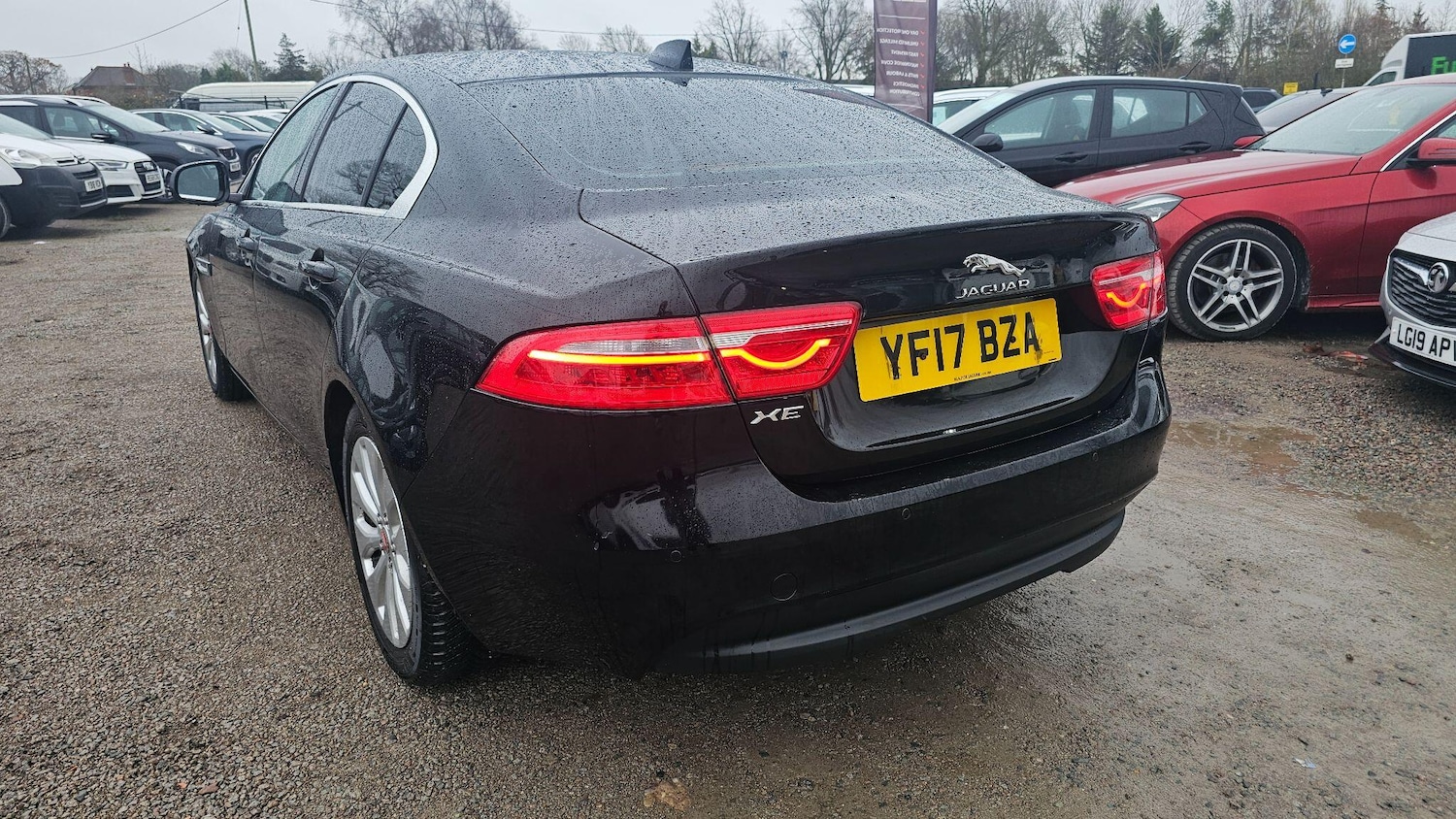 Used Jaguar XE 2017 for sale - 76926450: Photo 5