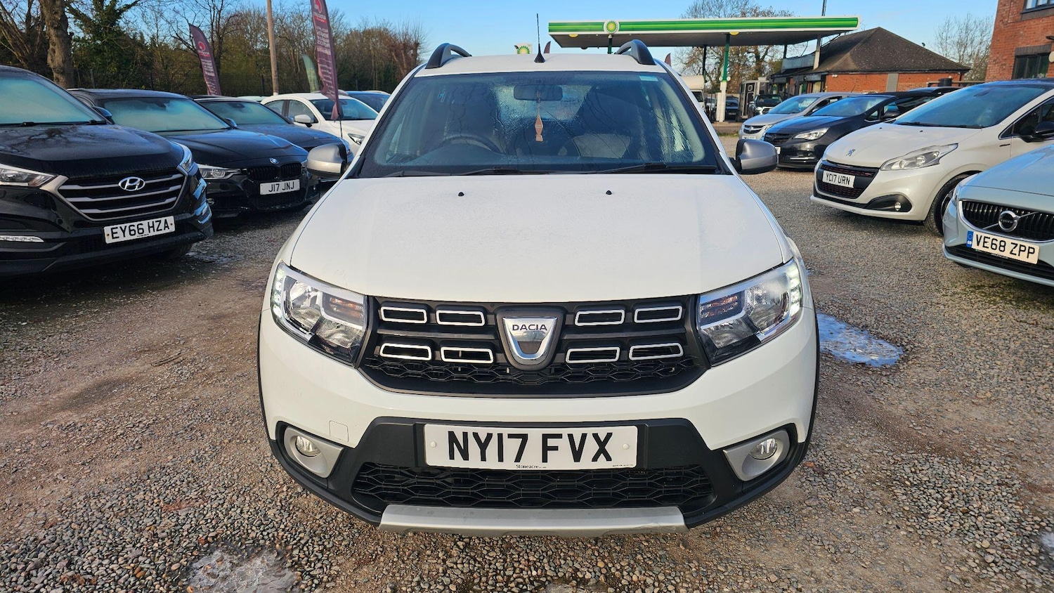 Used Dacia Sandero Stepway 2017 for sale - 76645229: Photo 10