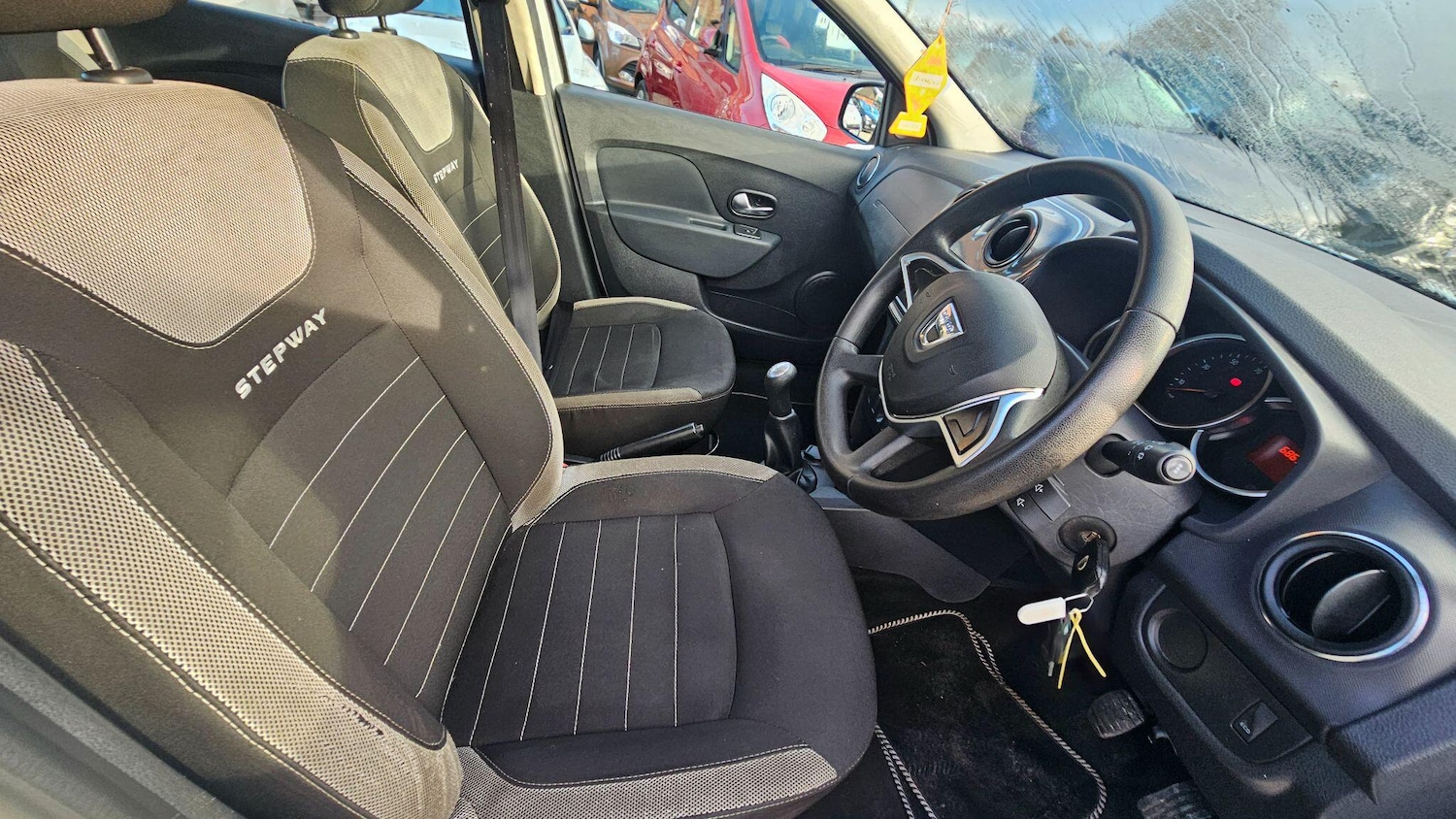 Used Dacia Sandero Stepway 2017 for sale - 76645229: Photo 12