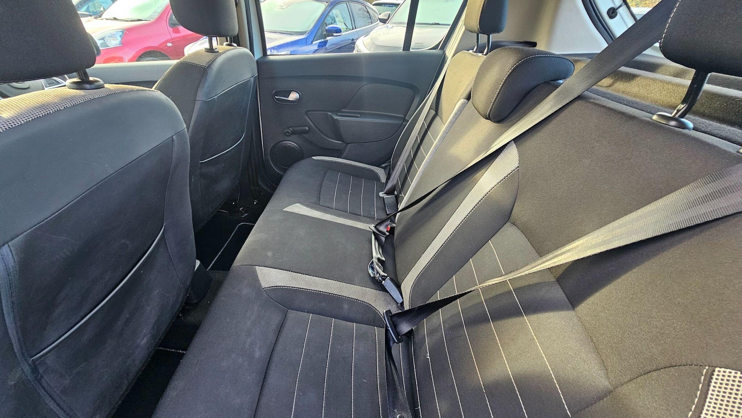 Used Dacia Sandero Stepway 2017 for sale - 76645229: Photo 19