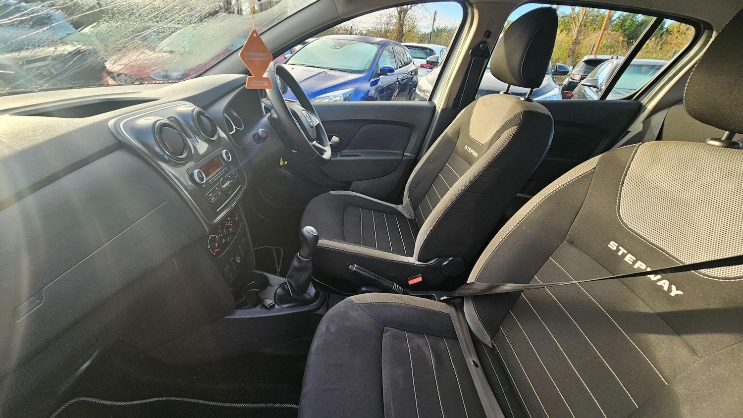 Used Dacia Sandero Stepway 2017 for sale - 76645229: Photo 22