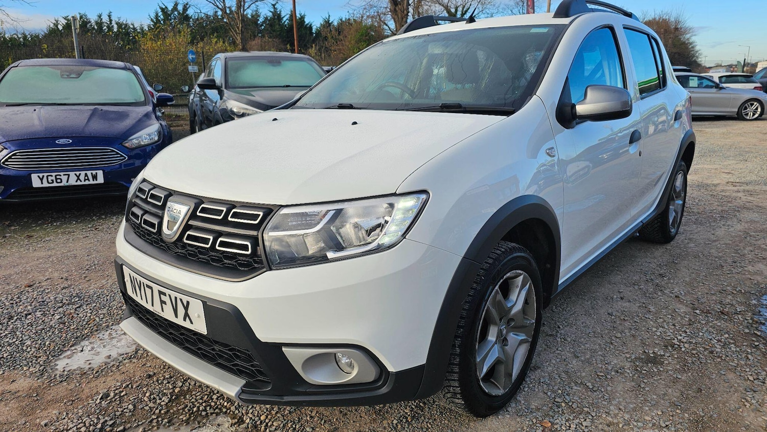 Used Dacia Sandero Stepway 2017 for sale - 76645229: Photo 3