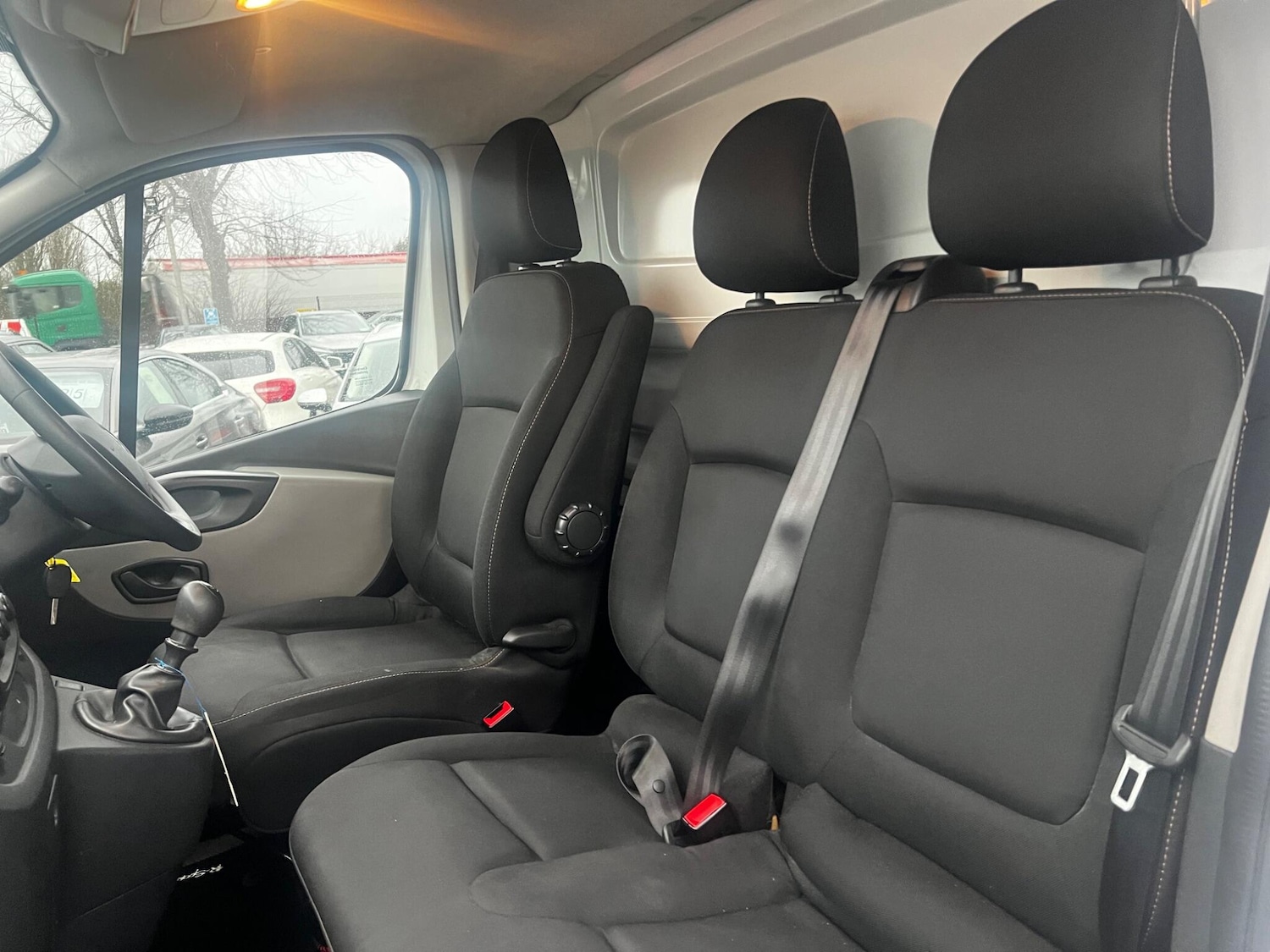 Used Renault Trafic 2018 for sale - 76898213: Photo 19