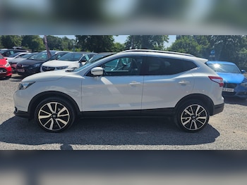 Used Nissan Qashqai 2015 for sale - 75001913: Photo