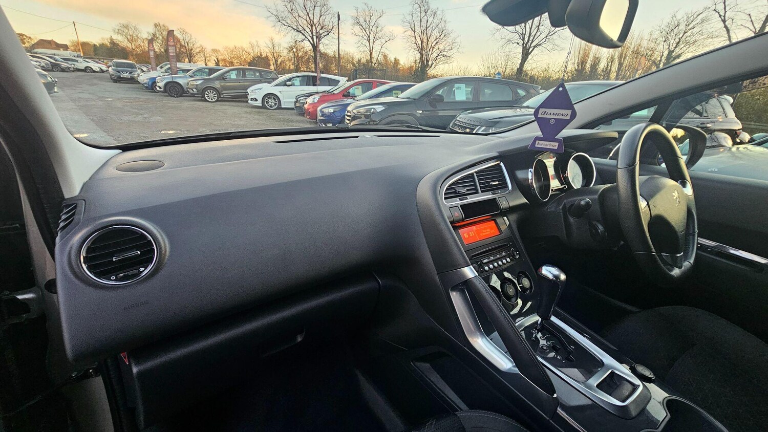 Used Peugeot 3008 2017 for sale - 76645500: Photo 24