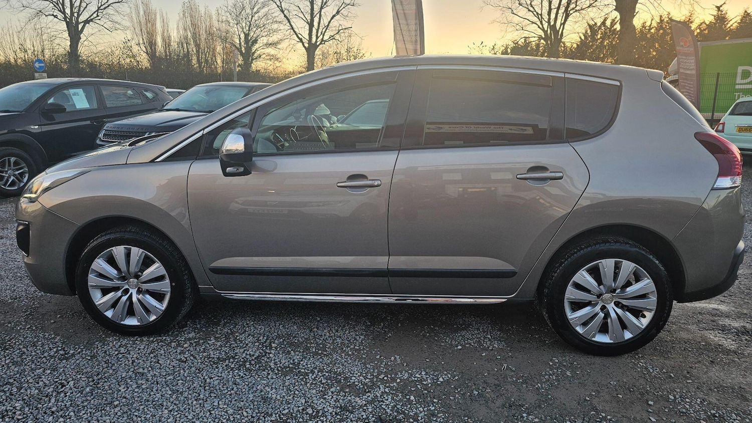 Used Peugeot 3008 2017 for sale - 76645500: Photo 4