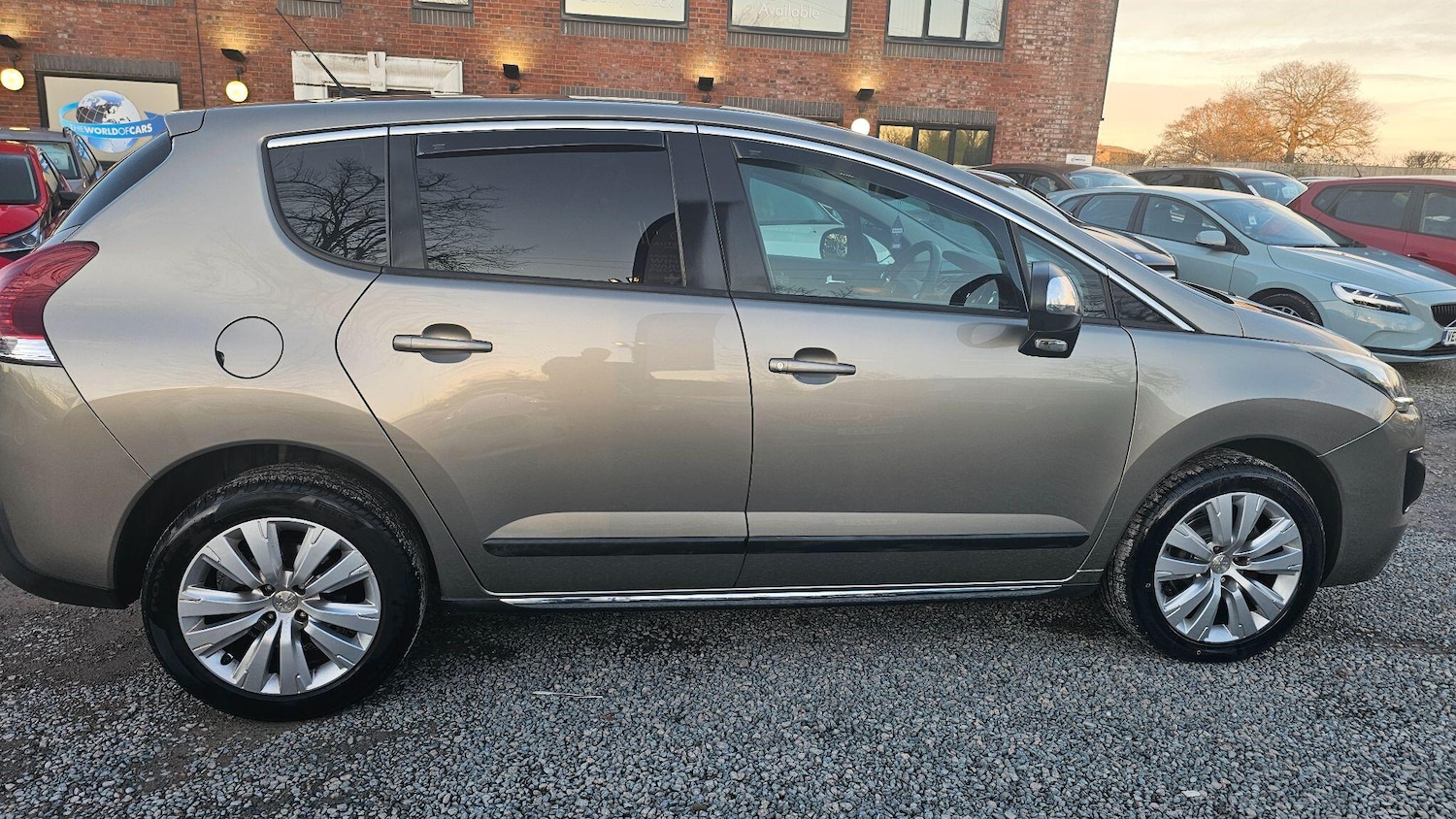 Used Peugeot 3008 2017 for sale - 76645500: Photo 8