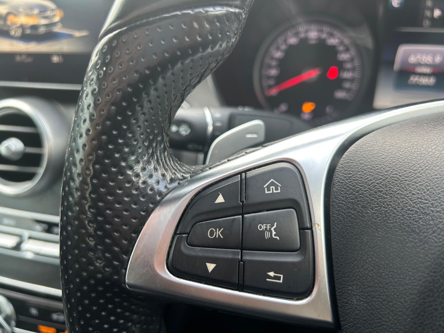 Used Mercedes-Benz C Class 2017 for sale - 77574477: Photo 33