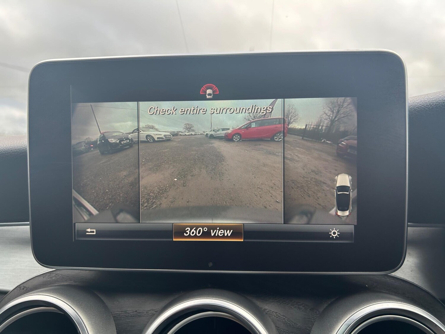 Used Mercedes-Benz C Class 2017 for sale - 77574477: Photo 40