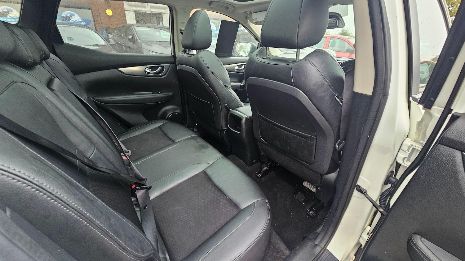 Used Nissan Qashqai 2017 for sale - 76988936: Photo 15