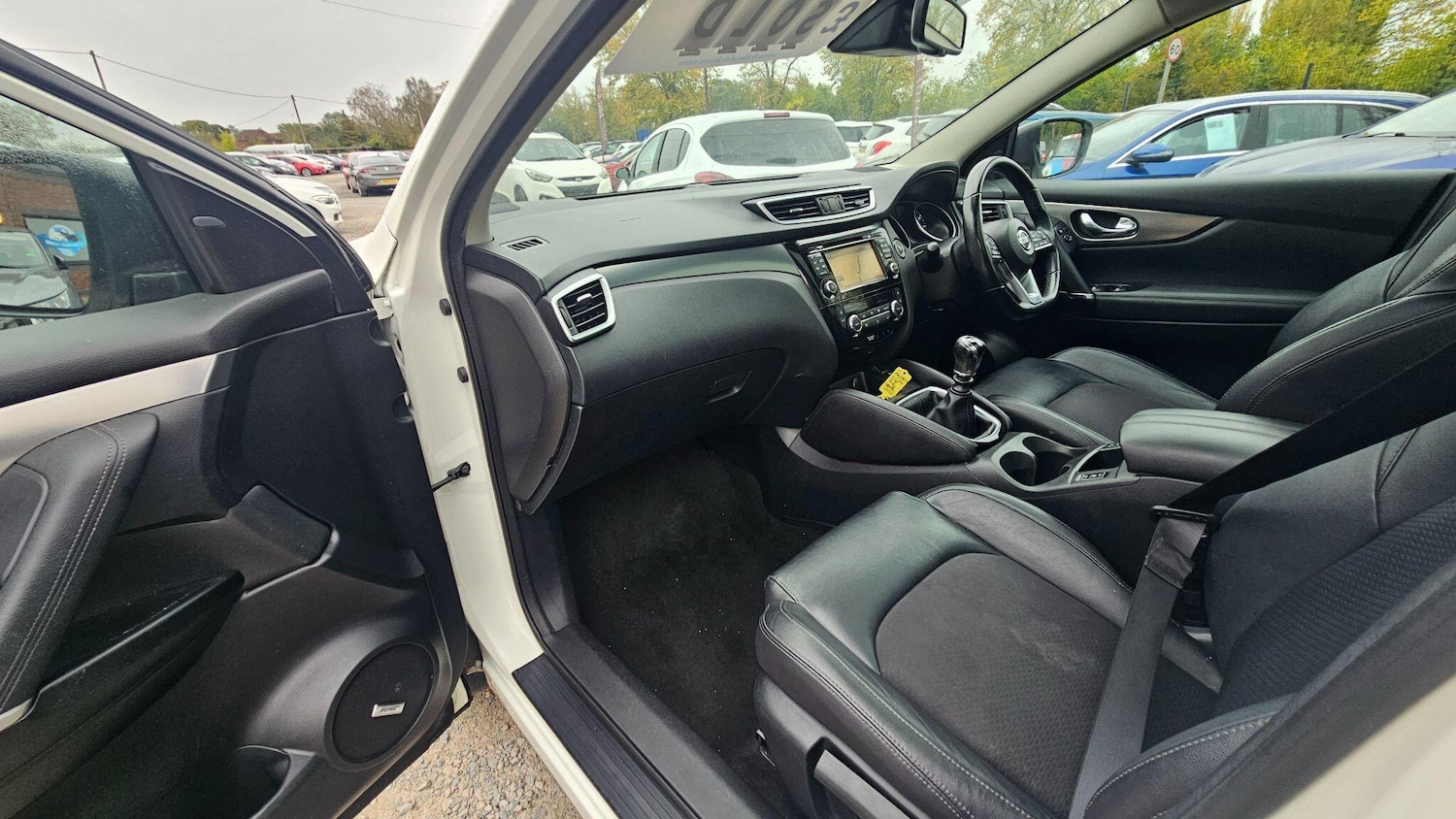 Used Nissan Qashqai 2017 for sale - 76988936: Photo 23