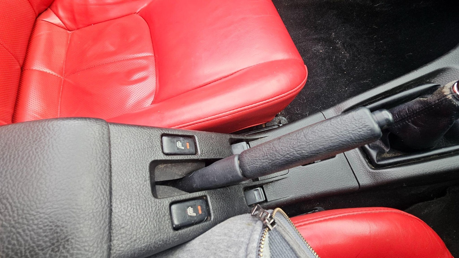 Used Daihatsu Copen 2007 for sale - 77203570: Photo 28