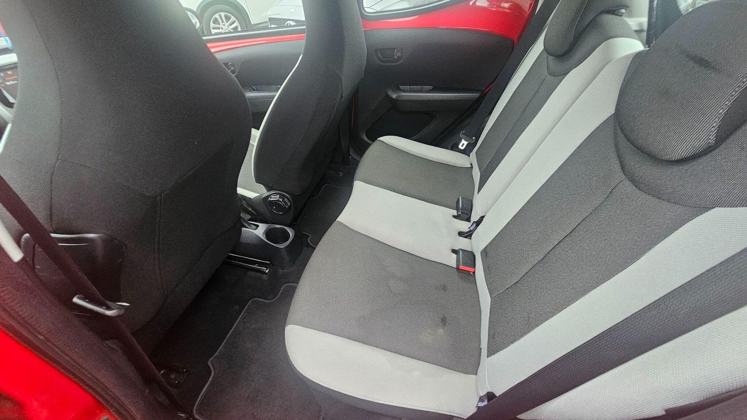 Used Toyota AYGO 2014 for sale - 76728519: Photo 13