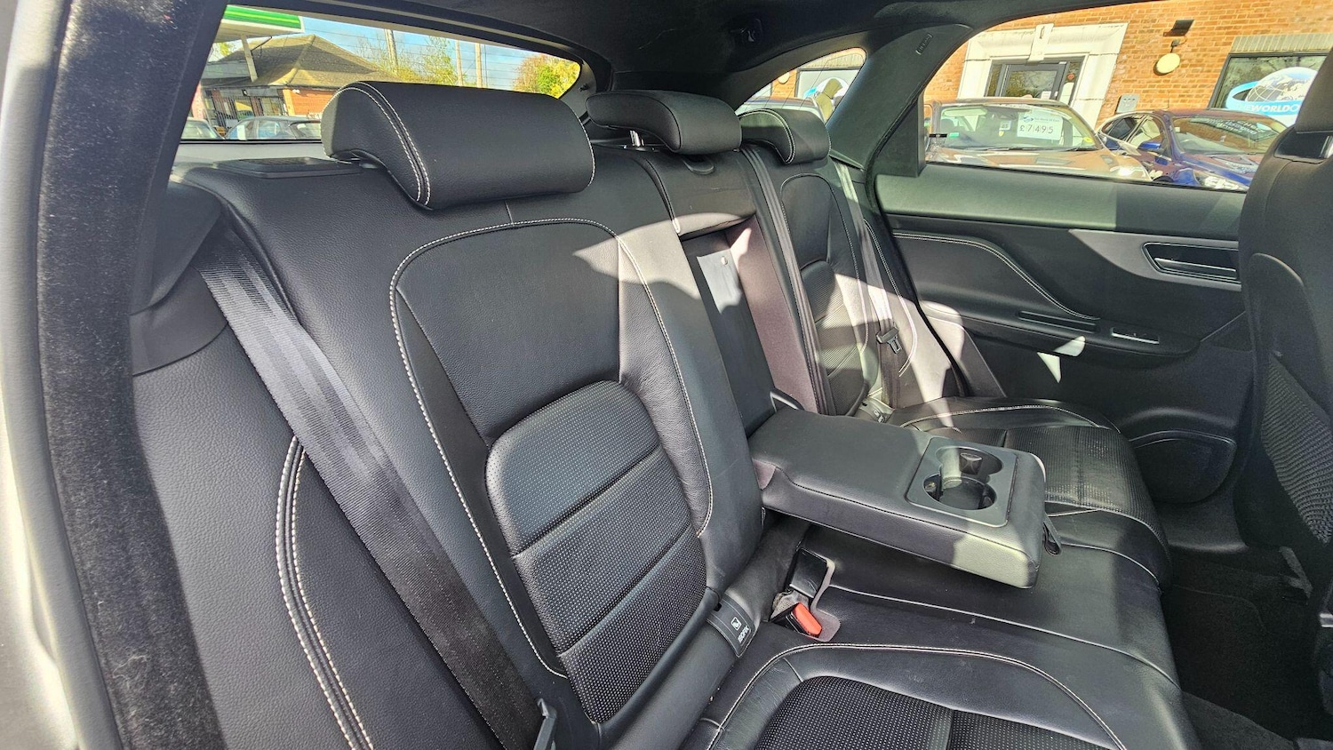 Used Jaguar F-Pace 2018 for sale - 76486729: Photo 16