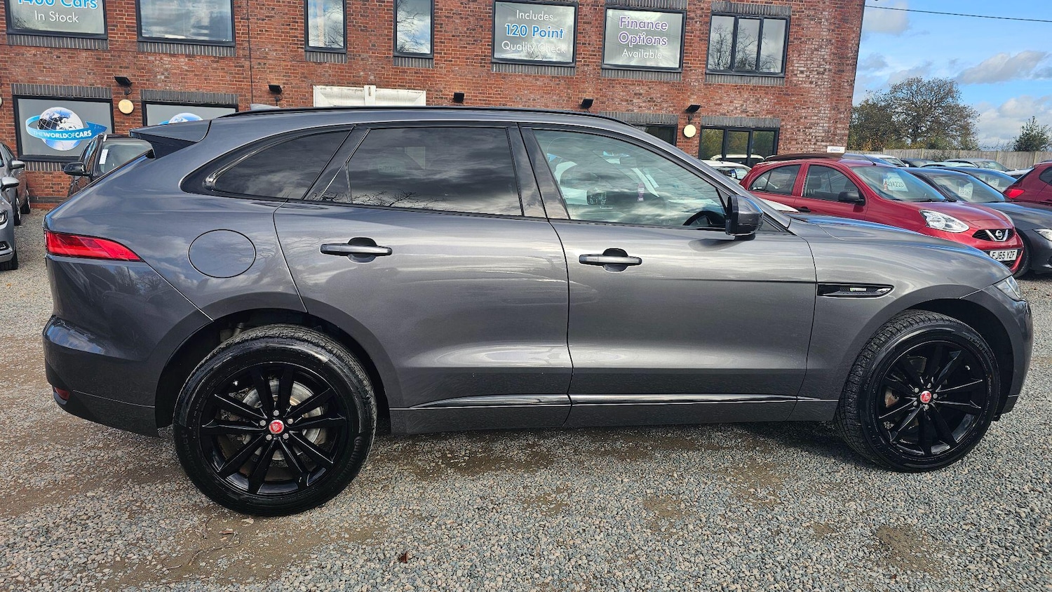 Used Jaguar F-Pace 2018 for sale - 76486729: Photo 8