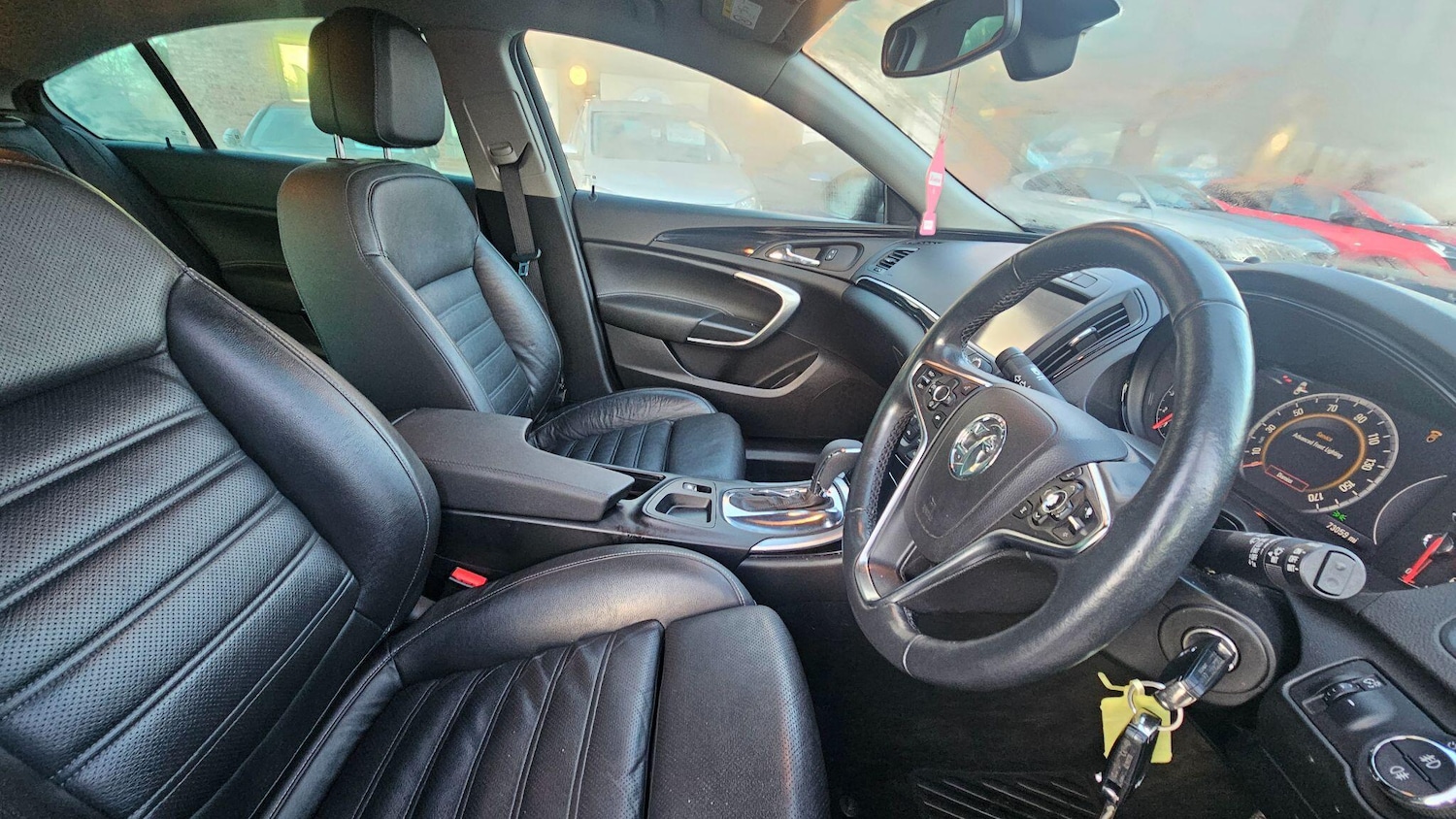 Used Vauxhall Insignia 2015 for sale - 77440800: Photo 11