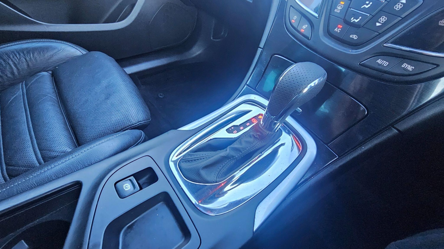 Used Vauxhall Insignia 2015 for sale - 77440800: Photo 20