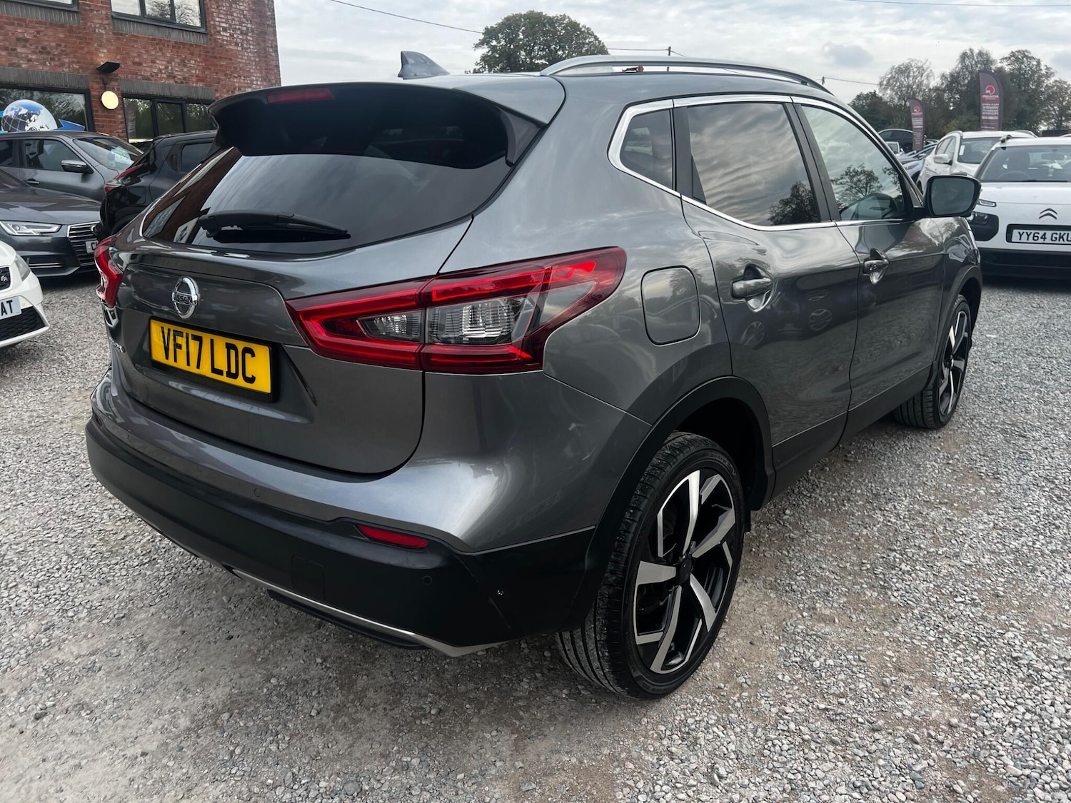 Used Nissan Qashqai 2017 for sale - 76486741: Photo 10