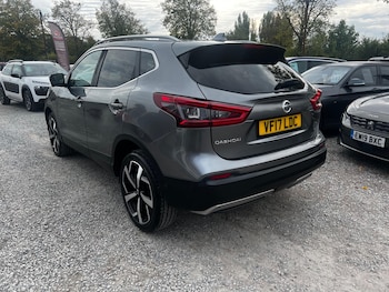 Used Nissan Qashqai 2017 for sale - 76486741: Photo