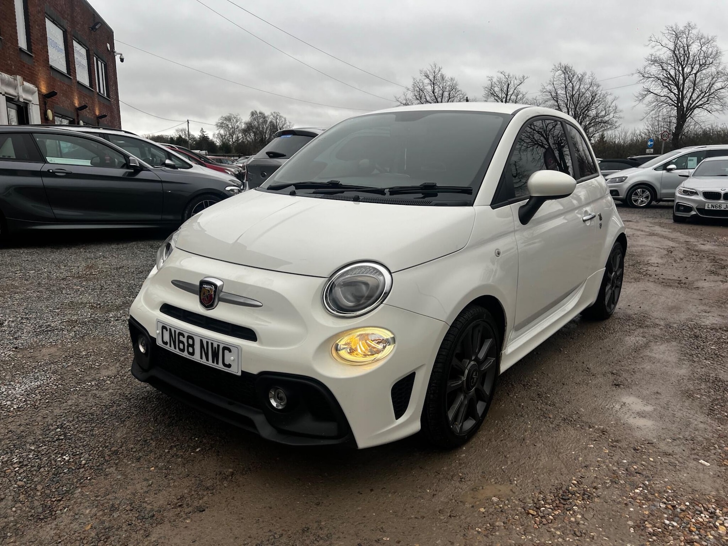 Used Abarth 595 2018 for sale - 76728955: Photo 3
