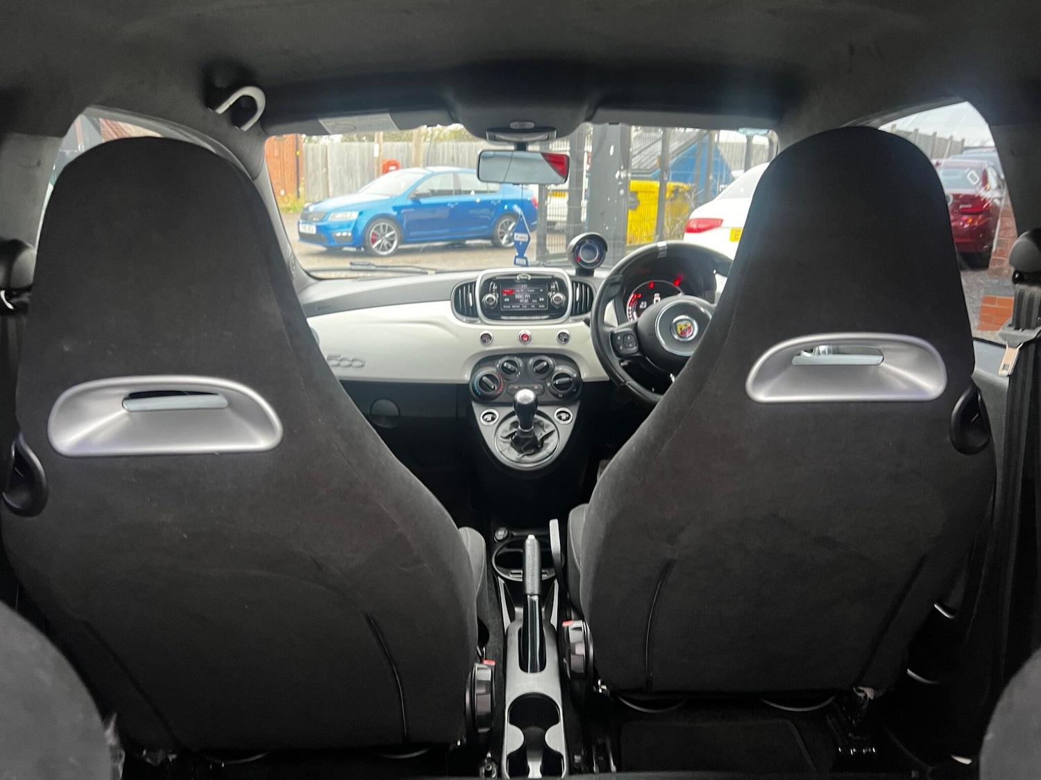 Used Abarth 595 2018 for sale - 76728955: Photo 30