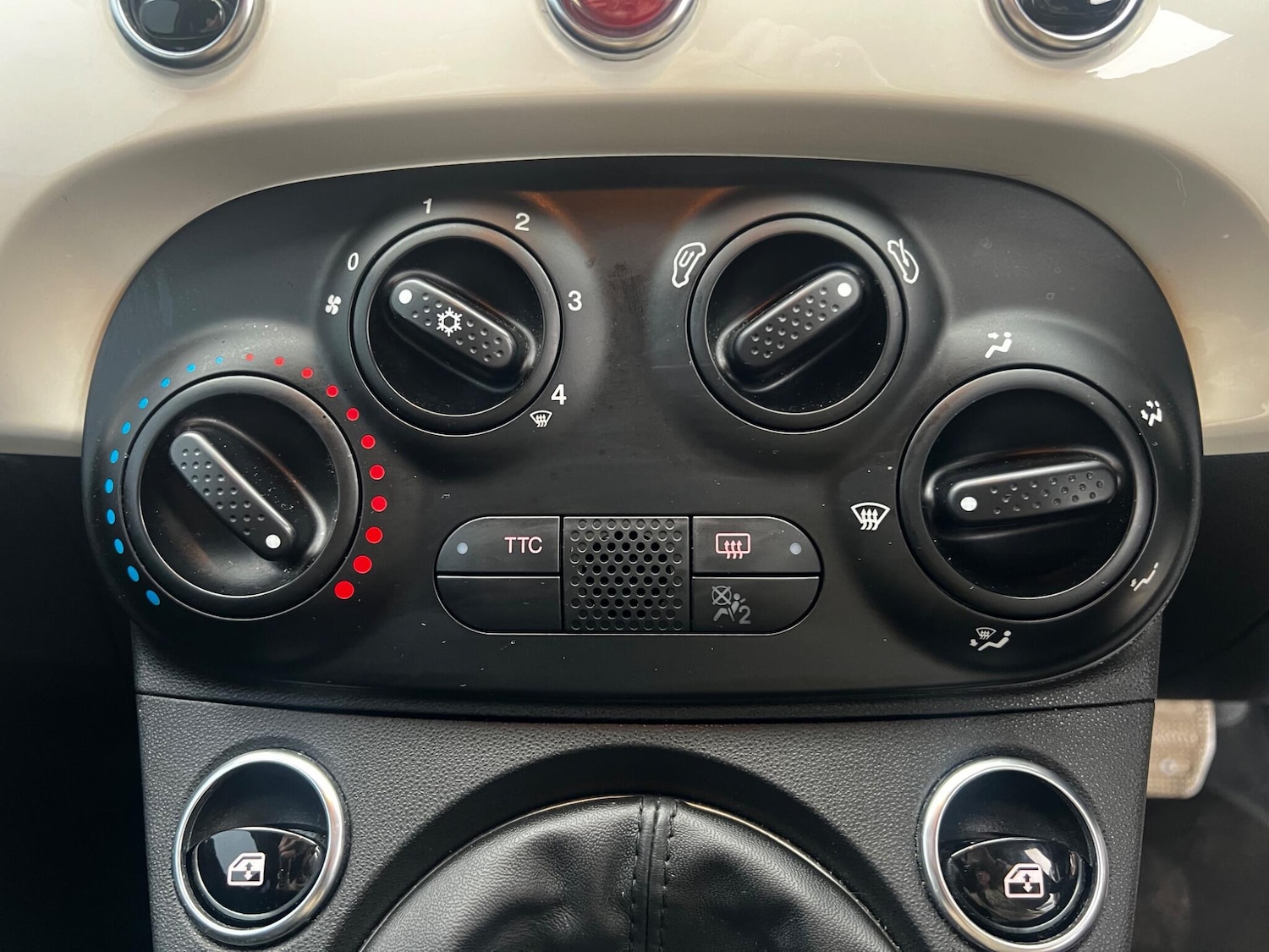 Used Abarth 595 2018 for sale - 76728955: Photo 31