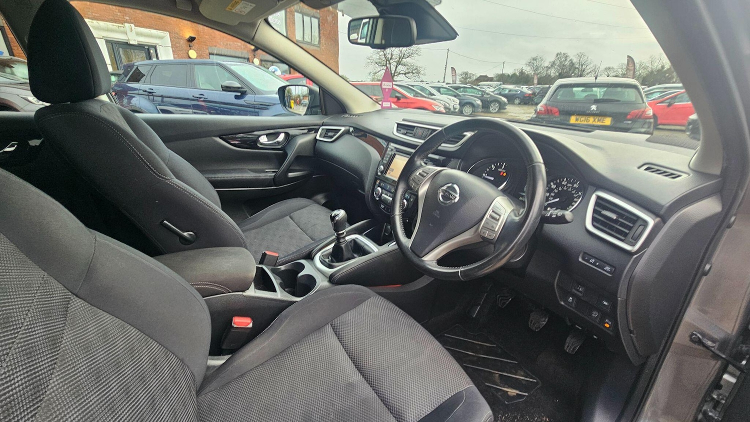 Used Nissan Qashqai 2016 for sale - 76976462: Photo 10