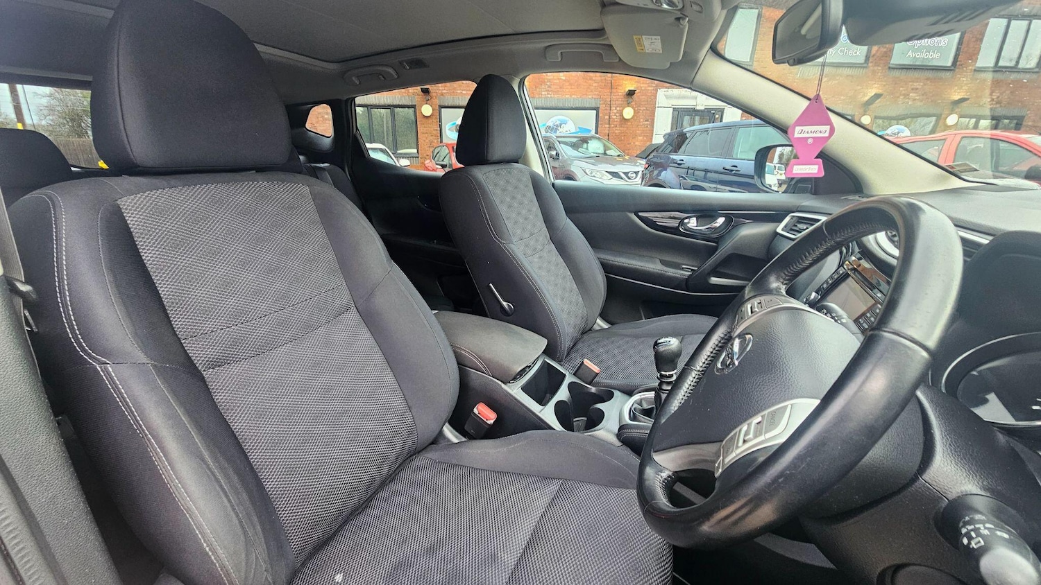 Used Nissan Qashqai 2016 for sale - 76976462: Photo 12