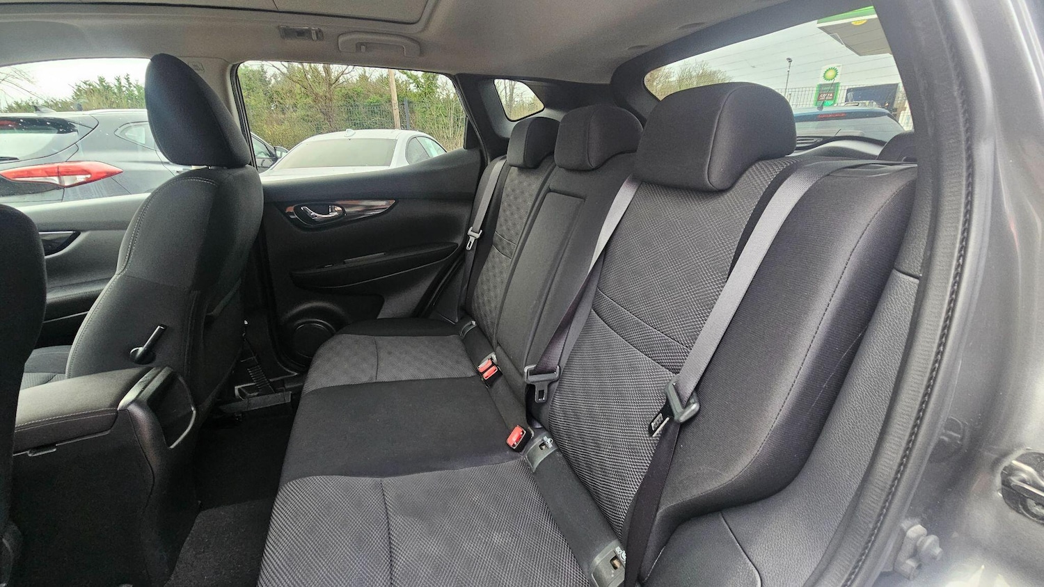 Used Nissan Qashqai 2016 for sale - 76976462: Photo 18