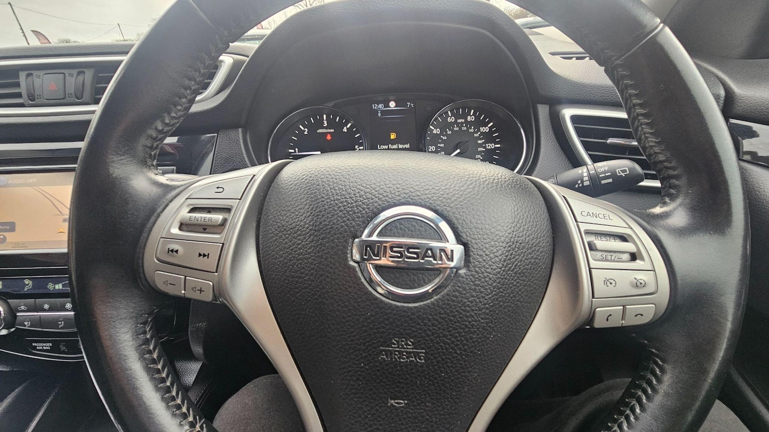 Used Nissan Qashqai 2016 for sale - 76976462: Photo 30