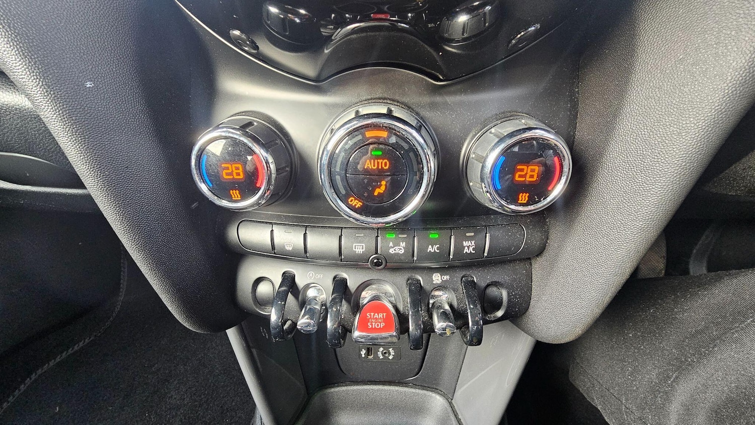 Used MINI Hatch 2015 for sale - 76645477: Photo 22